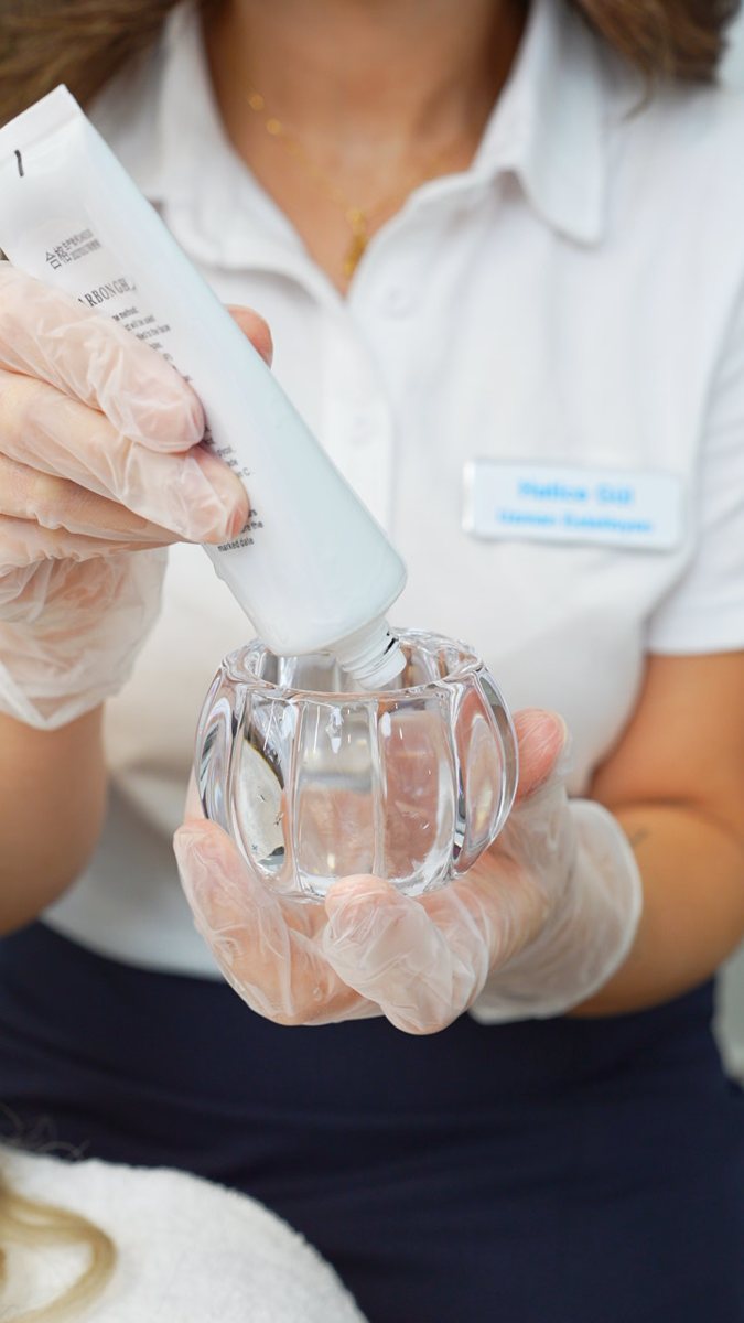 HydraFacial